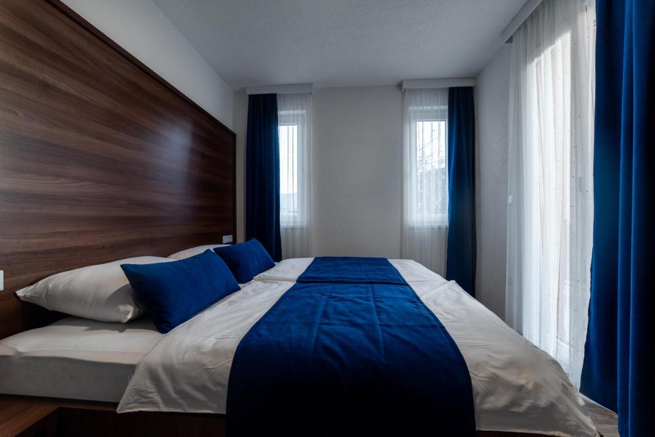 Apartments And Rooms Villa Majestic Bihać Buitenkant foto