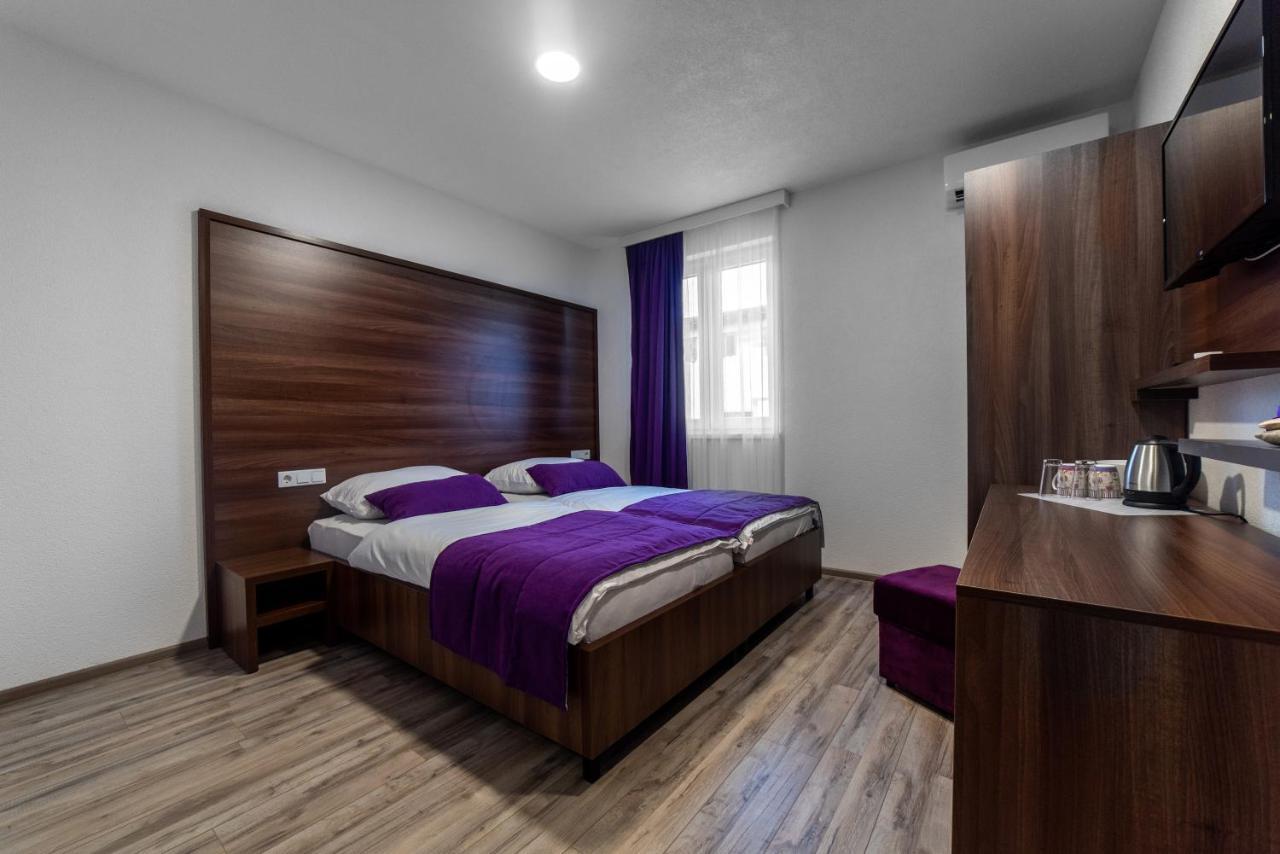 Apartments And Rooms Villa Majestic Bihać Buitenkant foto